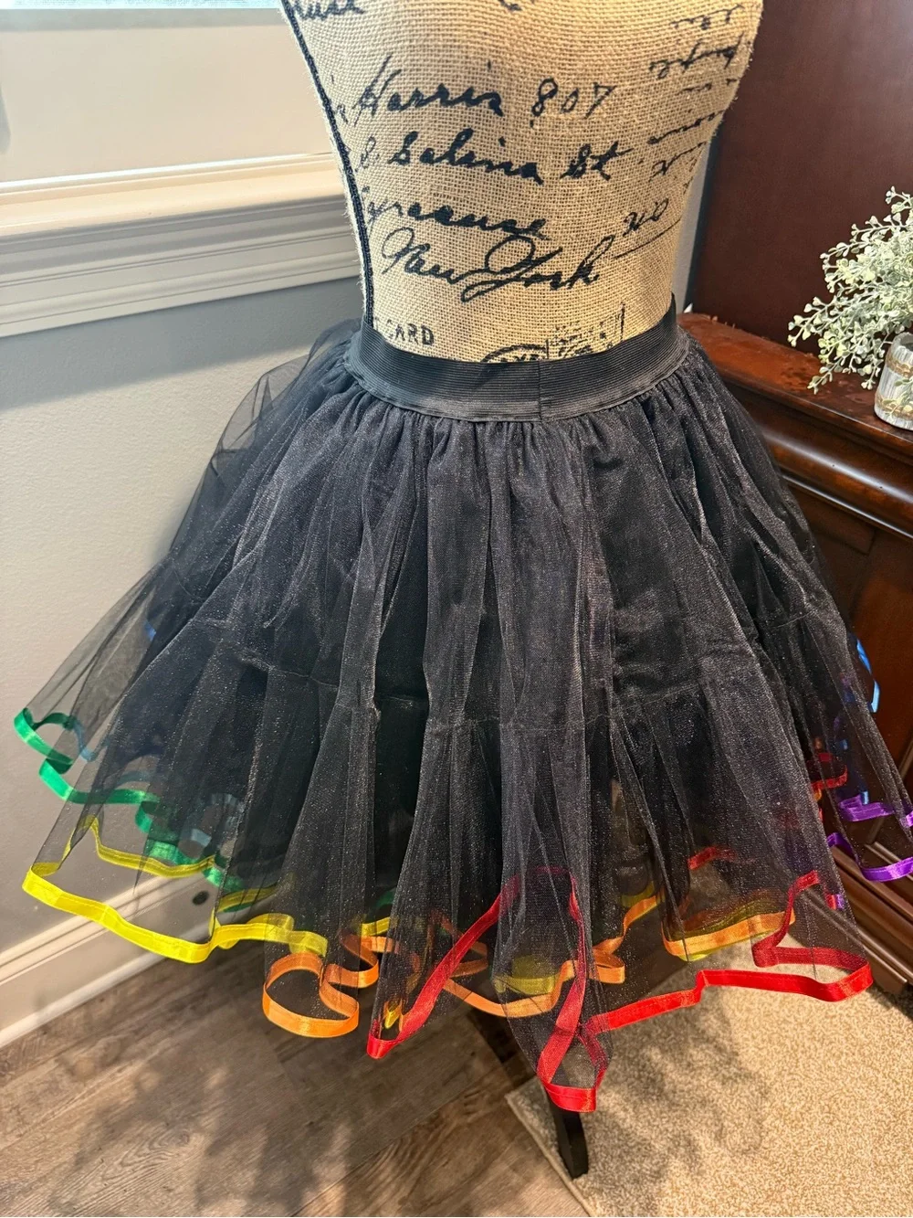 Black Tulle 4-Layer Crinoline Skirt Hemmed w/Rainbow Satin Ribbon/NEVER WORN - Picture 2 of 3